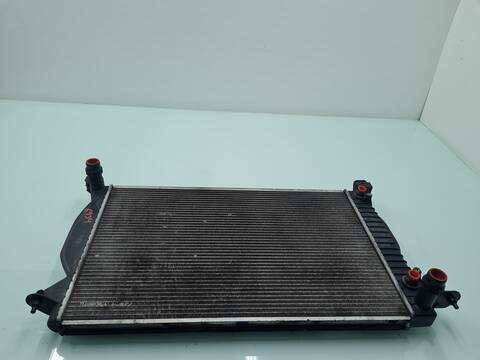 Foto 3ª: Radiador Motor Audi A4 2.5 TDI AVANT 163CV 120KW [BDG] (2005)
