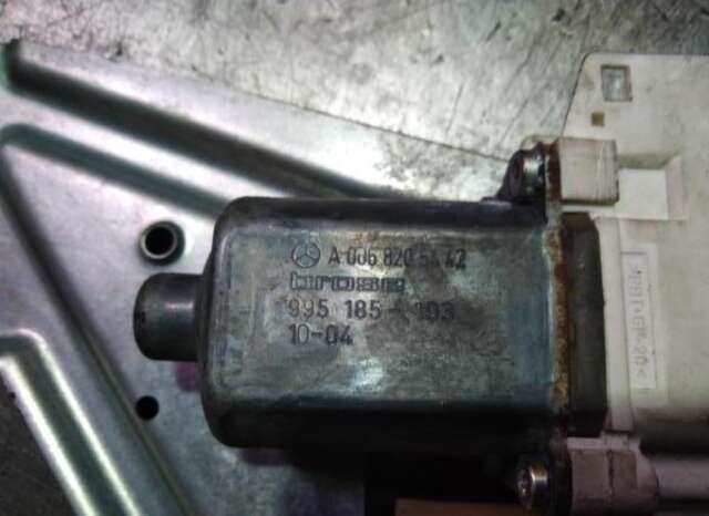 Foto 1ª: Elevalunas Eléctrico Delantero Izquierdo Mercedes Sprinter 216 (906.613) [M 271.951]
