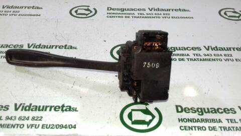 Foto 2ª: Mando Multifuncion Nissan Navara 2.5 TD 103CV 76KWPICK-UP D22) [TD25TI] (2000)