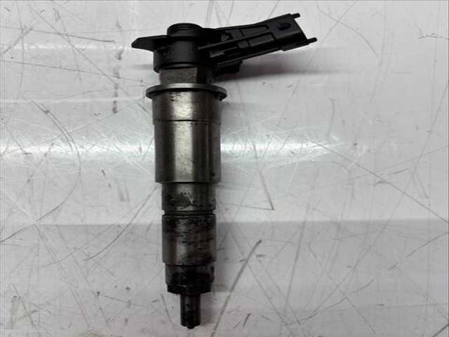 Foto 2ª: Inyectores Nissan Primastar 90 - 114 CV