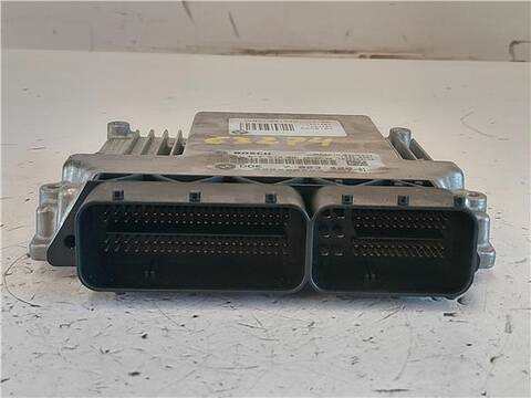 Foto 2ª: Centralita Motor ECU Bmw Serie 1 114 2.0 120D BERLINA 177CV 130KW [N47D20C] (2009)