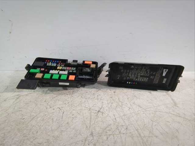 Caja Reles Fusibles Kia Stonic 1.0 T-GDI 101CV