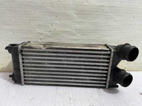 Foto 2ª: Intercooler Peugeot 308 ENVY 112CV 82KW [9HR (DV6C)] (2011)
