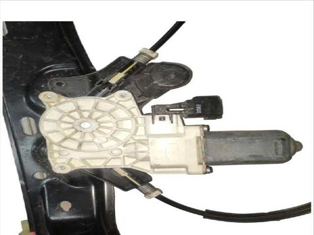 Foto 2ª: Elevalunas Eléctrico Delantero Izquierdo Land Rover Discovery 2.0 D 4X4 (2014)