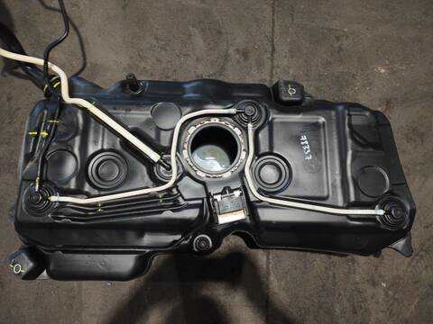 Foto 2ª: Deposito de Combustible Audi Q3 35 TFSI 150CV 110KW [DXDB] (2024)