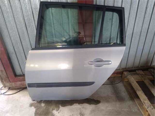 Puerta Trasera Izquierda Renault Megane 1.9 DYNAMIQUE CONFORT [1.9 LTR. - 88 KW DCI DIESEL] II GRANDTOUR (2003-_)