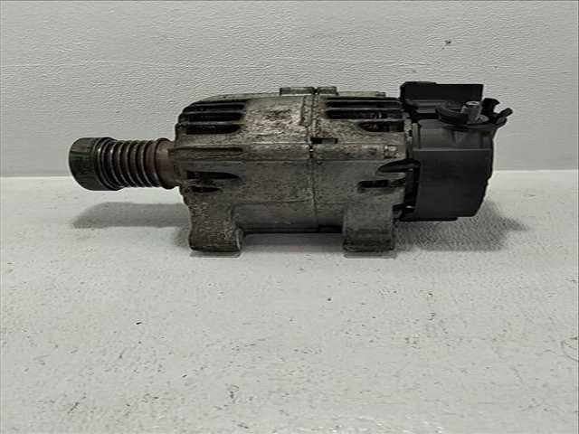 Foto 2ª: Alternador Ford Fiesta TREND 1.5 TDCI CAT 86CV (2017)