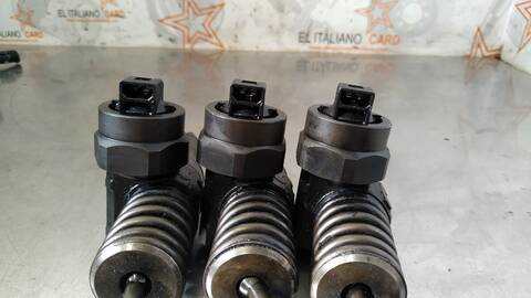 Foto 2ª: Inyectores Volkswagen Polo TRENDLINE 75CV 55KW [AMF] (2004)