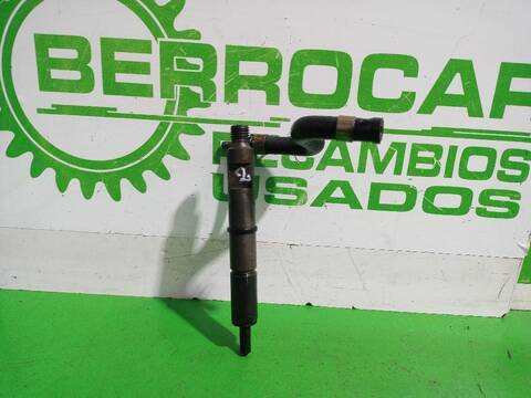 Foto 2ª: Inyectores Nissan Cabstar 3.0 DIESEL 120CV [BD30D] (2002)