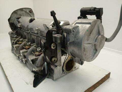 Foto 3ª: Culata Renault Megane LUXE PRIVILEGE BERLINA 131CV 96KW II BERLINA 5P [F9Q803] (2006)