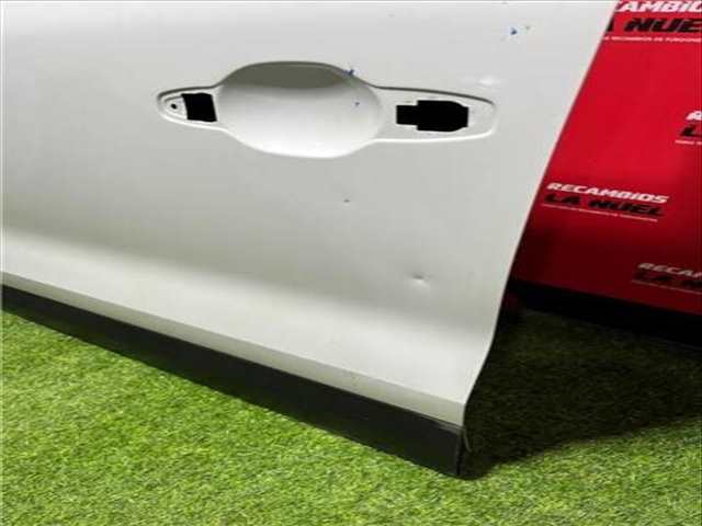 Foto 4ª: Puerta Delantera Izquierda Renault Express ADVANCE BLUE DCI DIESEL FAP 75CV 55KW [K9K U8] (2021)