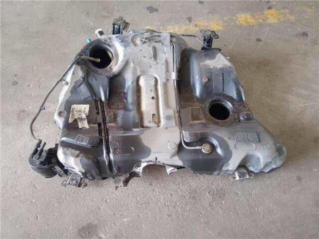 Deposito de Combustible Volvo XC 90 2.4 D5 (7 ASIENTOS) [2.4 LTR. - 120 KW DIESEL CAT]