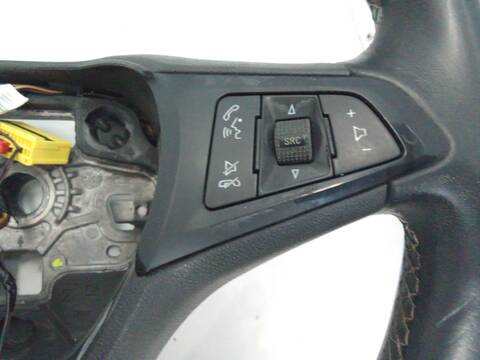 Foto 3ª: Volante Opel Astra 1.0 TURBO 68) 105CV 77KW [B 10 XFL,D 10 XFL] (2016)