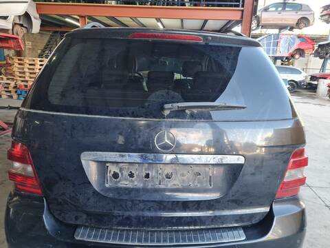 Foto 1ª: Portón Mercedes Clase ML 320 3.0 CDI W164) 224CV 165KW 164.122) [OM642940] (2005)