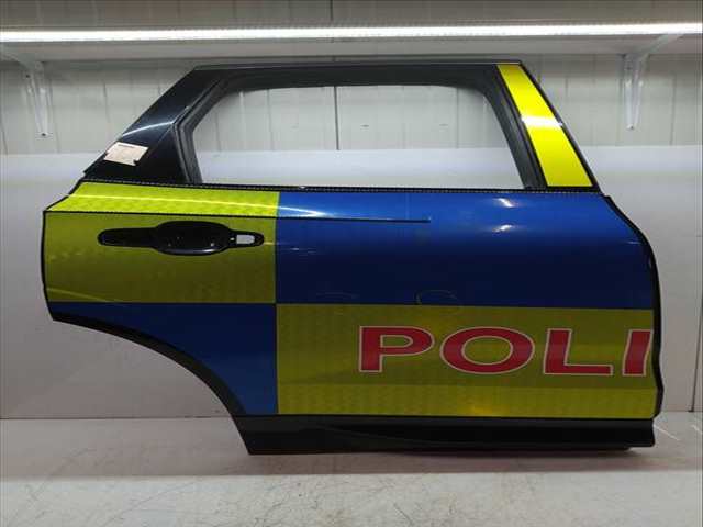 Foto 2ª: Puerta Trasera Derecha Volvo XC 60 197 CV 145KW [D420T8] (2024)