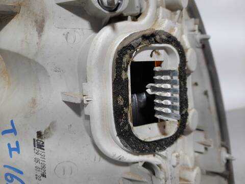 Foto 2ª: Piloto Trasero Izquierdo Opel Astra CLUB BERLINA 84CV 62KW [Z16SE] (2003)