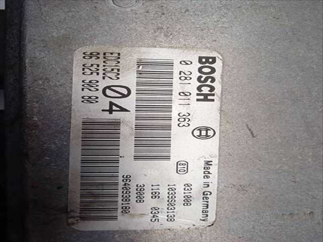 Foto 3ª: Centralita Motor ECU Peugeot 807 2.2 HDI FAP CAT 4HW) 128CV 94KW (2003)