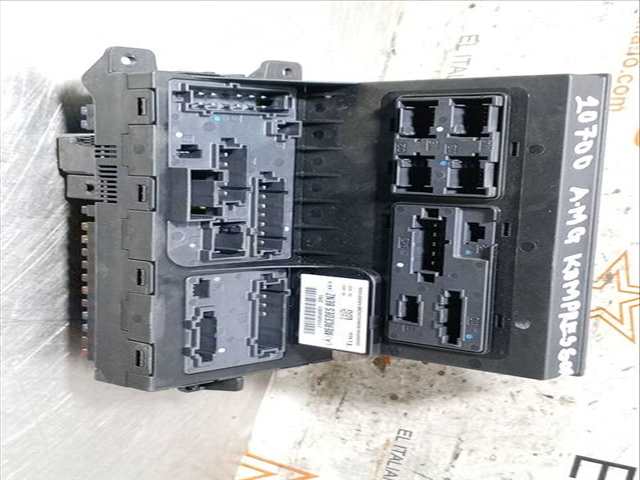 Foto 2ª: Caja Reles Fusibles Mercedes Clase E 180 E 55 AMG KOMPRESSOR 211.076) 476CV 350KW [M 113.990] (2004)