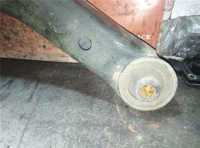 Foto 3ª: Brazo Suspension Delantero Izquierdo Ford Transit 2.2TDCI [QWFA]