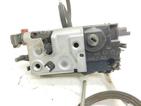 Foto 3ª: Cerradura Puerta Trasera Izquierda Citroen C4 1.6 HDI FAP 92CV 68KW [9H06] (2015)