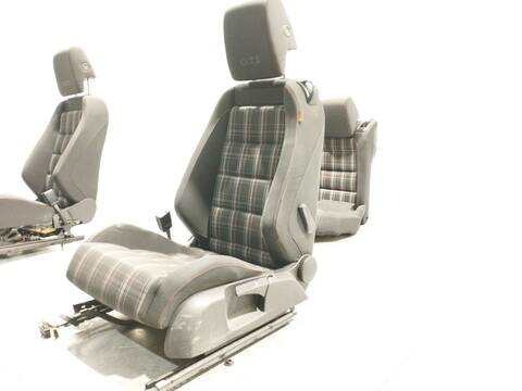 Foto 3ª: Asientos Traseros Volkswagen Golf 2.0 GTI 210CV 155KW [CCZB] (2010)