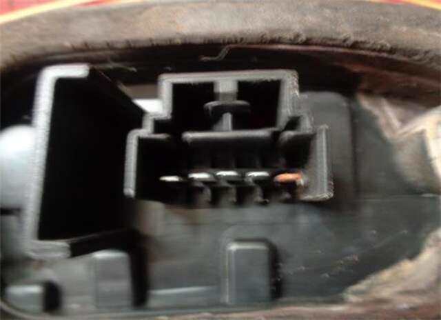 Foto 3ª: Piloto Trasero Izquierdo Fiat Punto 1.2 G 16V [188 A5.000]