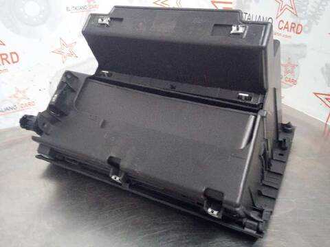 Foto 3ª: Guantera Seat Leon STYLE 116CV 85KW [DDY] (2017)