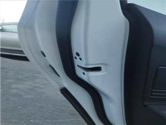 Foto 1ª: Cerradura Puerta Trasera Izquierda Ford Focus 1.0 ECOBOOST TURNIER 125CV 92KW [B7DA] (2018)