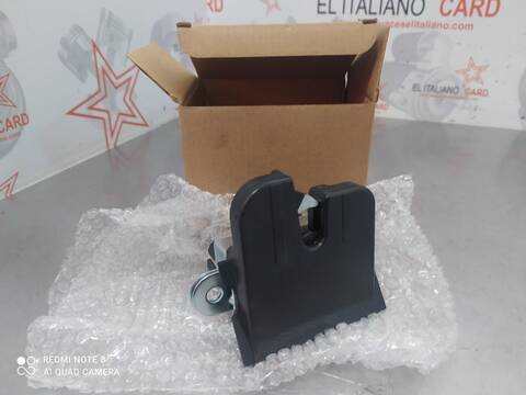 Foto 3ª: Cerradura Maletero Portón Volkswagen Golf SPORTLINE BERLINA 102CV 75KW