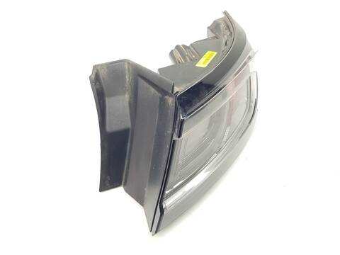 Foto 3ª: Piloto Trasero Derecho Renault Arkana TECHNO