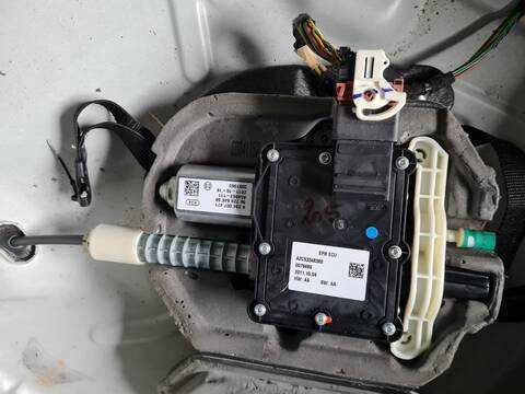 Foto 2ª: Freno de Mano Citroen C4 EXCLUSIVE 112CV 82KW [9H05] (2011)
