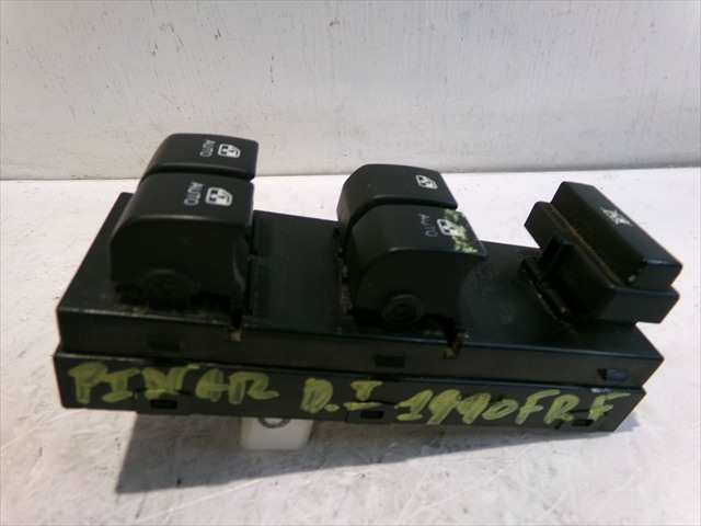 Foto 3ª: Botonera Elevalunas Kia Ceed 1.6 CRDI 2006-2009 [D4FB] (2007)