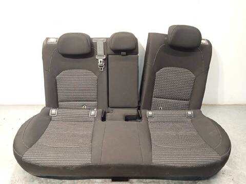 Foto 4ª: Asientos Traseros Kia Xceed 1.0 TGDI CAT 120CV 88KW [G3LE] (2023)