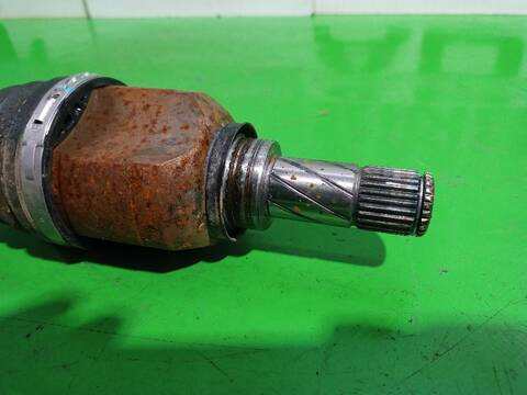 Foto 3ª: Transmision Delantera Izquierda Dacia Sandero LAUREATE 90CV [K9K] (2012)