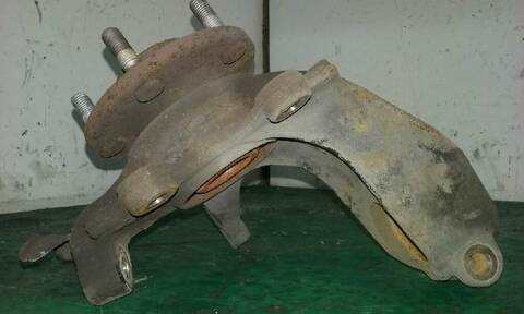 Foto 2ª: Mangueta Delantera Derecha Ford Focus 1.6 TDCI CAT BERLINA 109CV 80KW [G8DA] (2005)