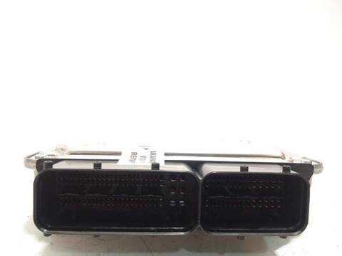 Foto 3ª: Centralita Motor ECU Audi A4 BASICO AVANT 136CV 100KW [CJCB] (2013)