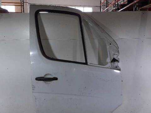 Foto 3ª: Puerta Delantera Derecha Mercedes Sprinter CAJA CERRADA (1950)