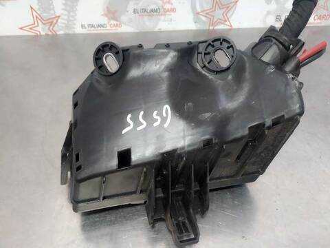 Foto 2ª: Caja Reles Fusibles Skoda Octavia SCOUT 4X4 150CV 110KW [CRM] (2017)