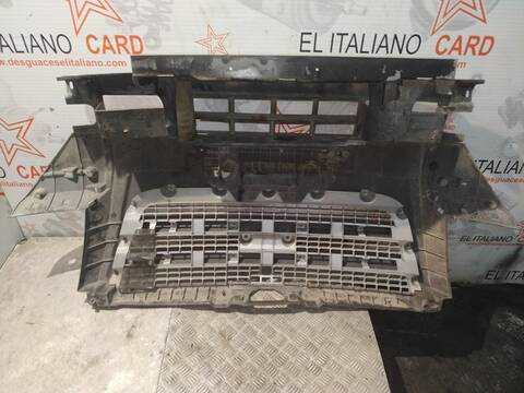 Foto 4ª: Paragolpes Delantero Ford Transit FT 350 HD) CABINA SIMPLE MEDIA 155CV 114KW CAJA ABIERTA [CVRB] (2012)