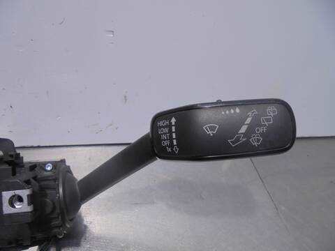 Foto 4ª: Mando Multifuncion Seat Leon 1.2 TSI 110CV 81KW [CYV] (2015)