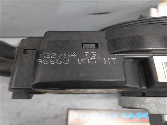 Foto 3ª: Mando Multifuncion Peugeot 206 1.4 G [G-KFW] (2003)