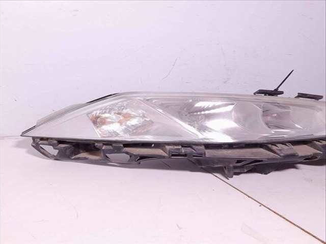 Foto 2ª: Faro Derecho Renault Megane 1.9 DCI DIESEL BERLINA 120CV 88KW II BERLINA 5P [F9Q B8] (2004)
