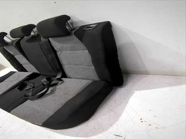 Foto 3ª: Asientos Traseros Peugeot 307 1.4 16V 88CV [KFU (ET3J4)] (2000)