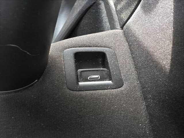 Botonera Elevalunas Volkswagen Golf EDITION BLUEMOTION TECH. 105CV 77KW