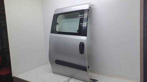 Foto 3ª: Puerta Lateral Corredera Derecha Opel Combo EXPRESSION L1H1 90CV 66KW [263A2000] (2014)
