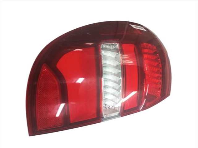 Foto 2ª: Piloto Trasero Izquierdo Mercedes Clase B 150 ELECTRIC DRIVE - B 250 E 242.890) (2011)