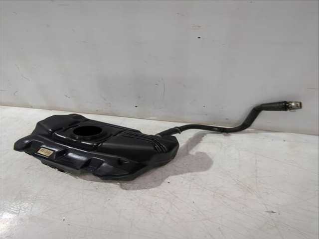 Foto 2ª: Deposito de Combustible Peugeot 107 1.4 HDI 54CV 40KW [8HT (DV4TD)] (2007)