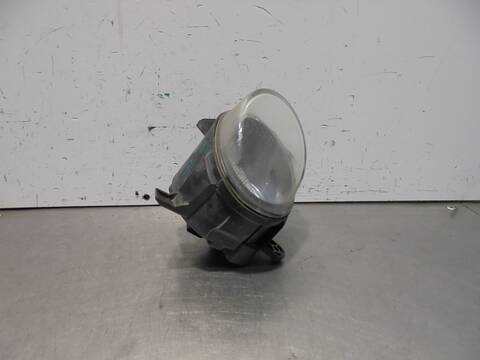 Foto 4ª: Faro Antiniebla Delantero Derecho Audi A4 BASICO AVANT 143CV 105KW [CAG] (2008)