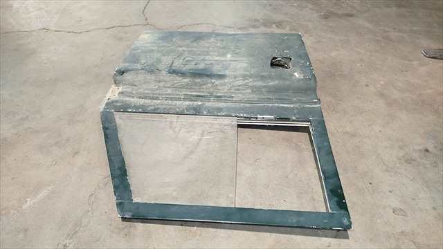 Foto 3ª: Puerta Delantera Derecha Land Rover Santana 2.5 D 88 3P PICK UP. [ROVER] (1977)
