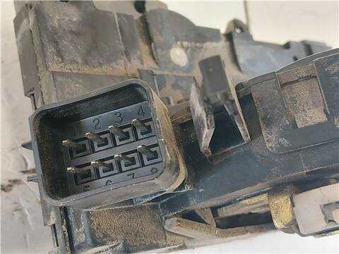 Foto 3ª: Cerradura Puerta Delantera Derecha Ford Focus 1.8 TDCI 100CV 74KW [FFDA] (2004)